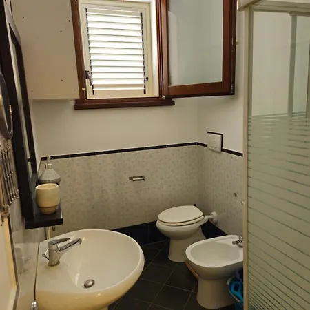 Dimora Leccese Apartment *
